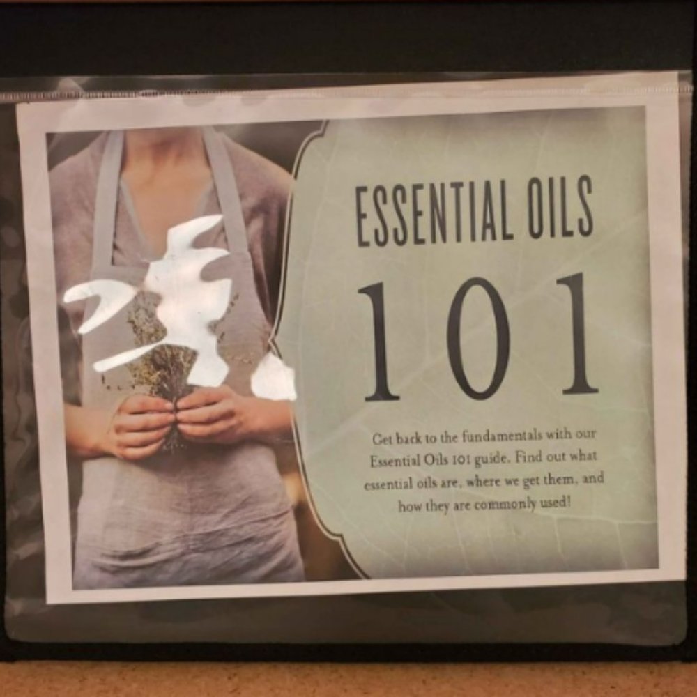 Tri-Fold Presentation Folder